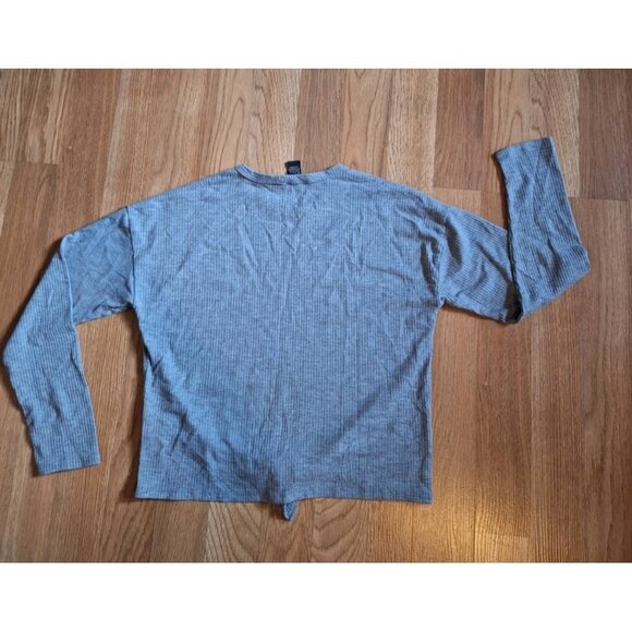 Forever 21 Gray Twist Tie Front Long-Sleeve Pullover Top Shirt  Youth Size 11-12 - Picture 2 of 7
